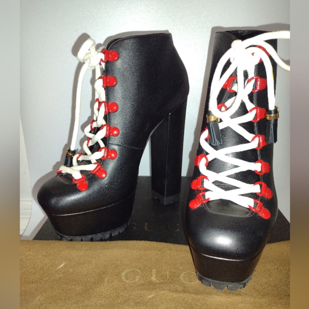 ON HOLD ๐ Gucci "Kayla" Calfskin Lifford Lace Up Boots - Picture 4 of 16
